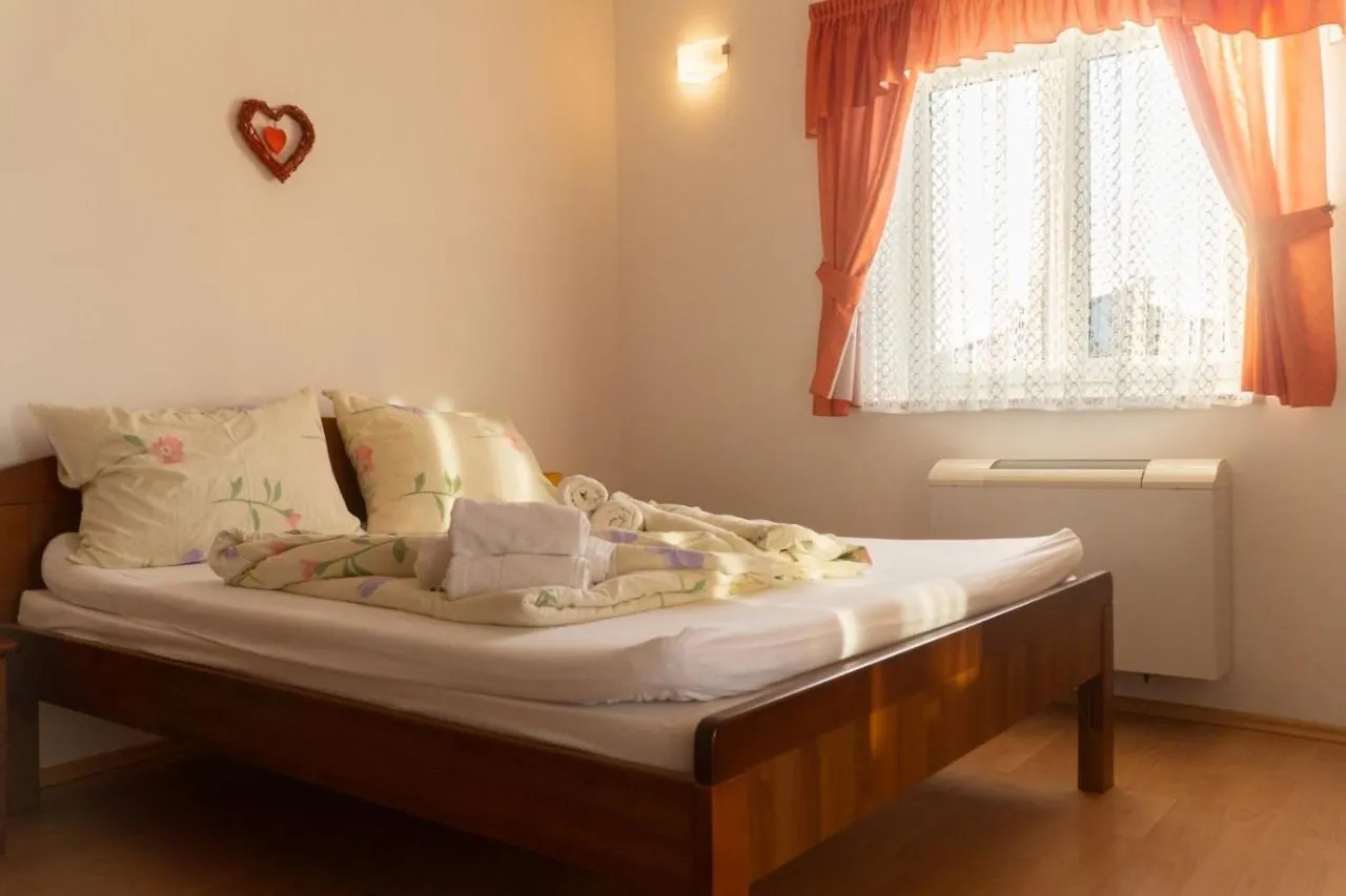 Villa Chiara Krnica 3*,